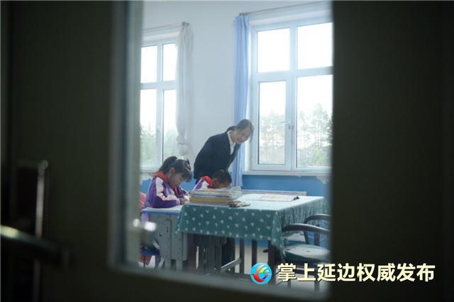 天博·综合体育全国模范教师郭桂霞——38年扎根山村抚育“幼苗”(图5)