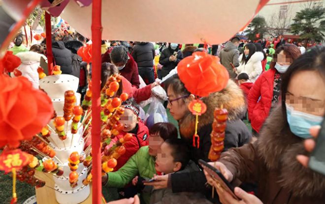 天博·综合体育年轻人接棒办年货车厘子保健品样样不少唯品会数据亮了(图1)