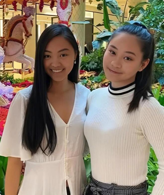 天博·综合体育被李连杰女儿造型惊艳24岁巴掌脸天鹅颈皮肤黝黑长腿抢镜(图15)